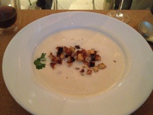 Cremet Jordskokke suppe