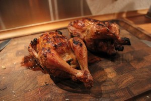 De fyldte poussiner er nu klar til at spises, og de smager fantastiske ;)
