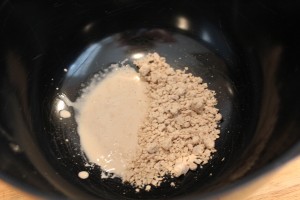 Gæren opløses lynhurtigt når du strør salt ud over