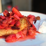 Crépes med jordbær og rabarber